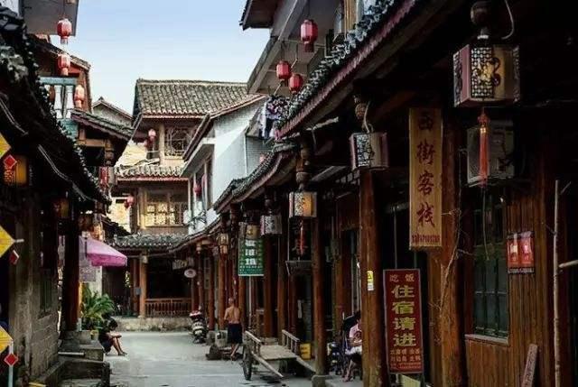 特别的“爱”现场送给400余名老中医